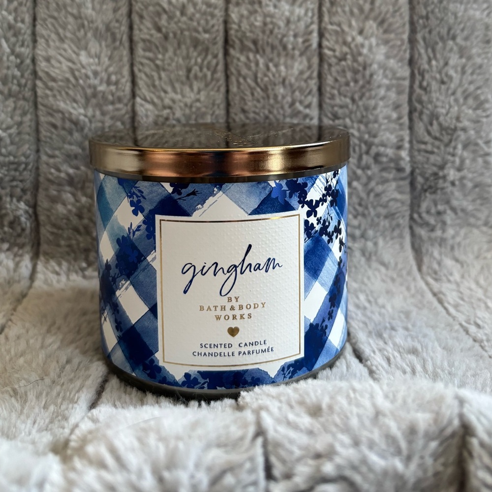 Bath & Body Works Gingham Candle - White